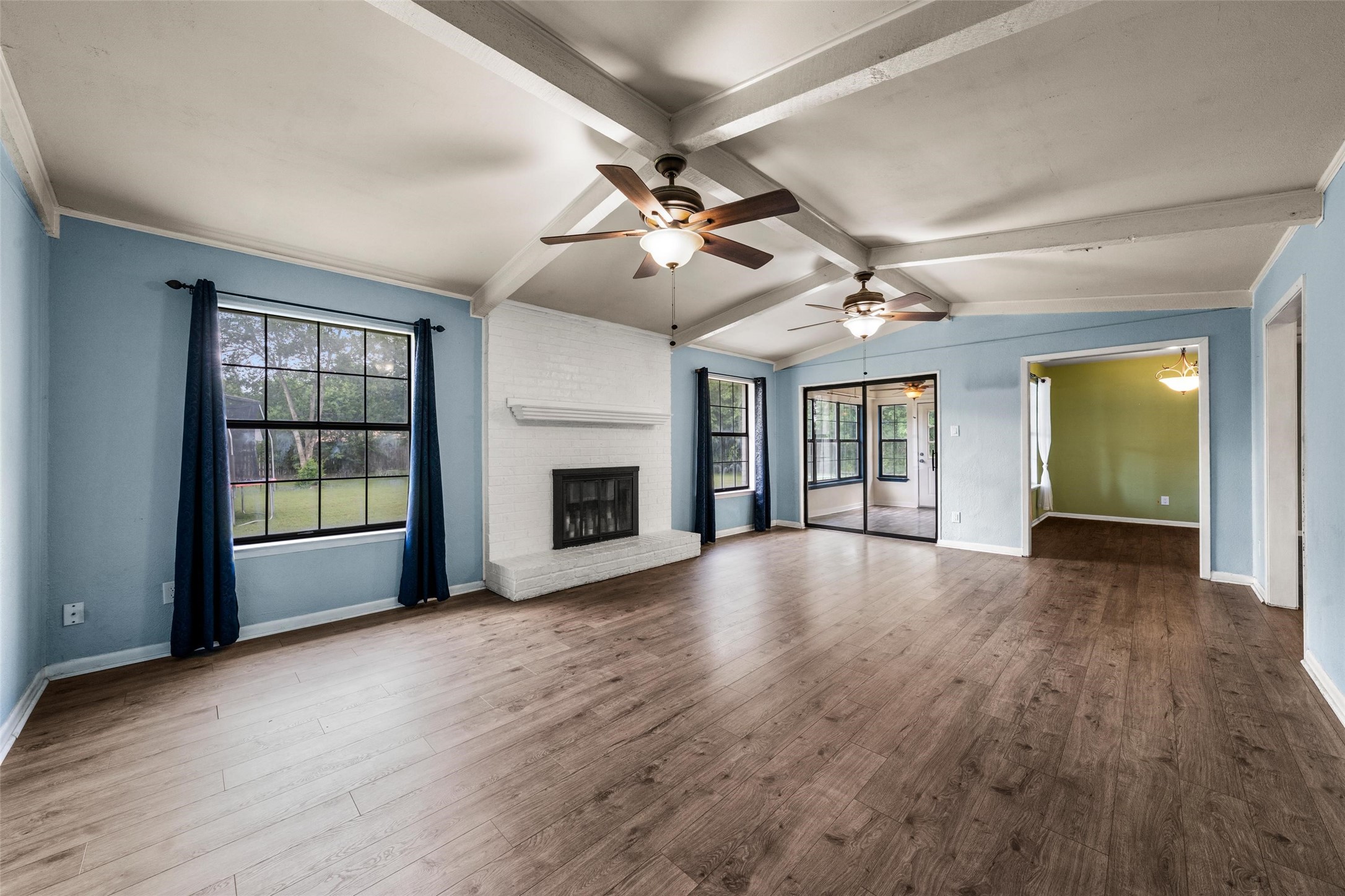 308 Texas Avenue Hewitt TX 76643