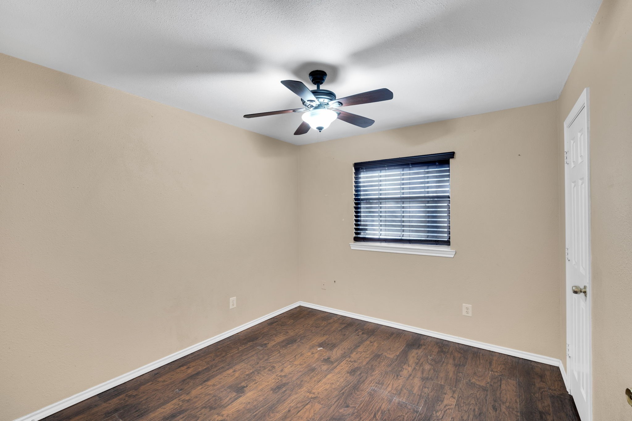 4916 Eastover Avenue Fort Worth TX 76119