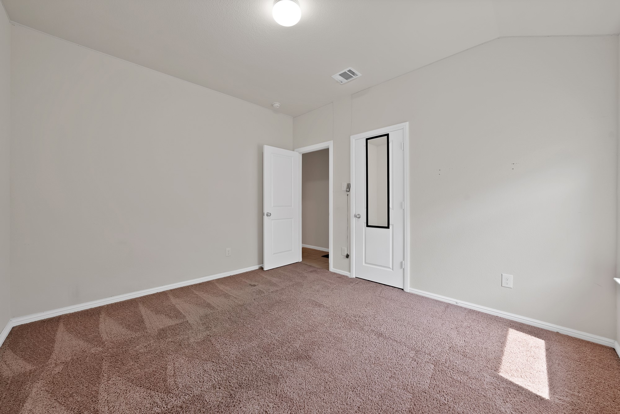 228 Foxhunter Street Fort Worth TX 76131