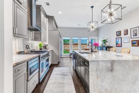 5607 Twin Brooks Dallas TX 75252