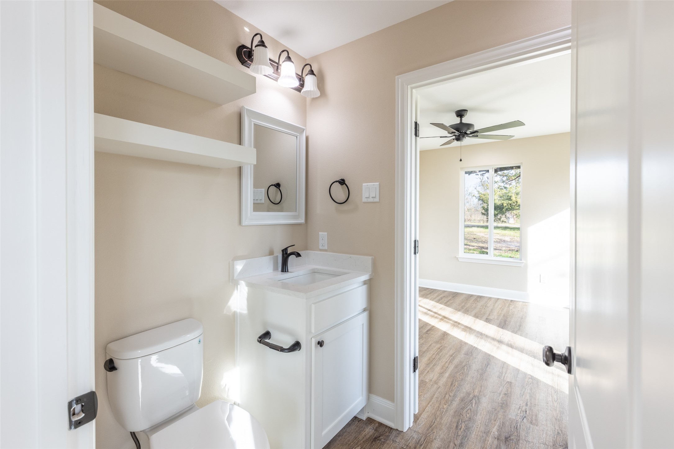 361 Private Road 7327 Emory TX 75440