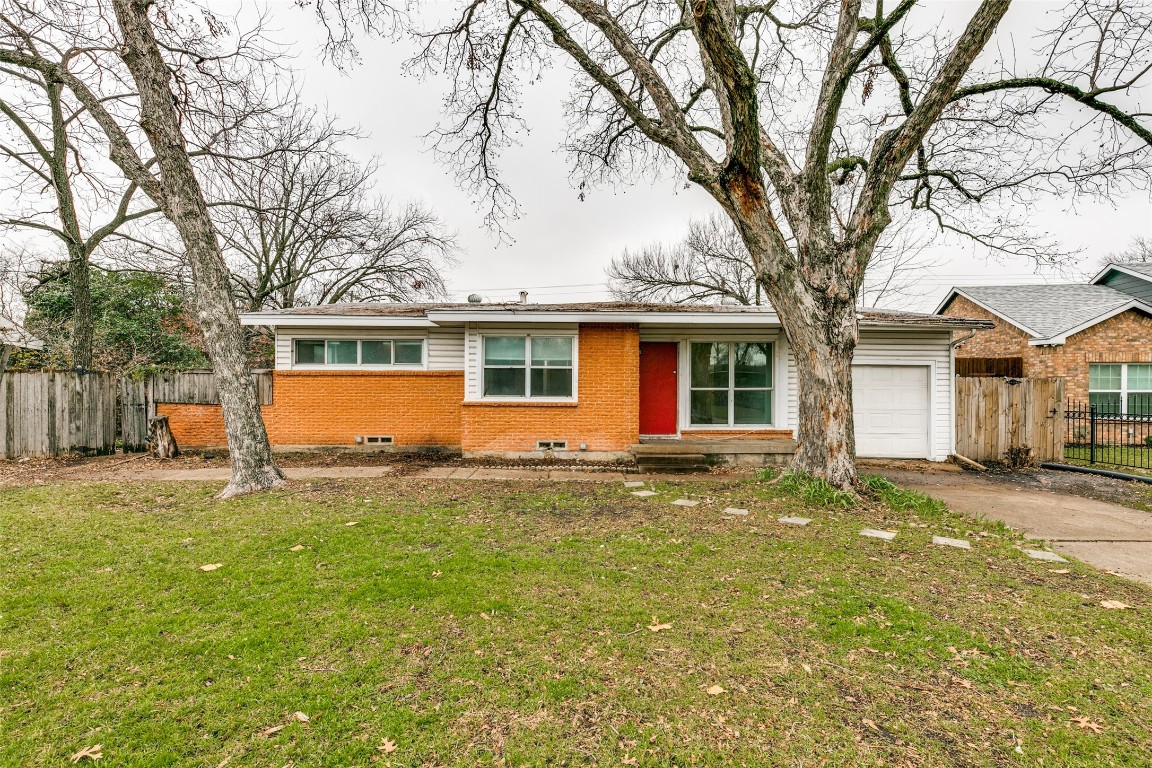 2414 Maverick Avenue Dallas TX 75228
