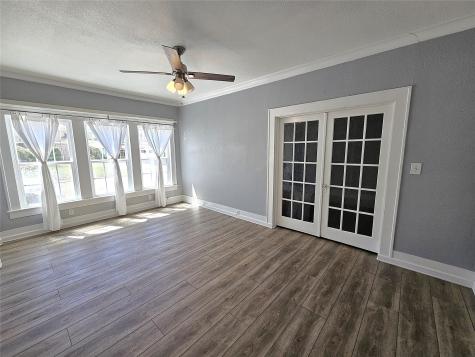 508 S Ross Avenue Mexia TX 76667