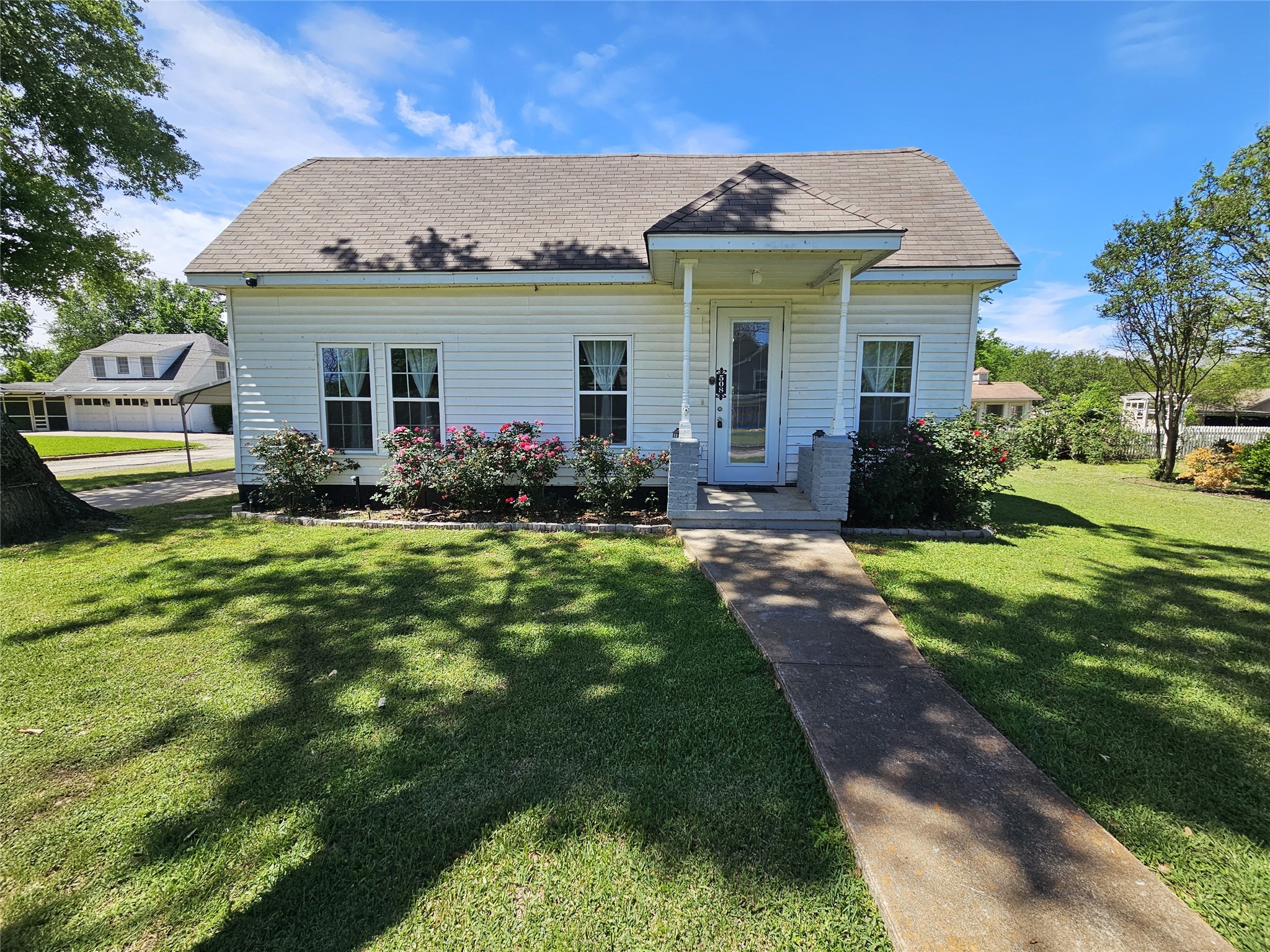 508 S Ross Avenue Mexia TX 76667