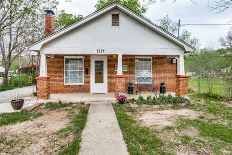 1114 S Howeth Street Gainesville TX 76240