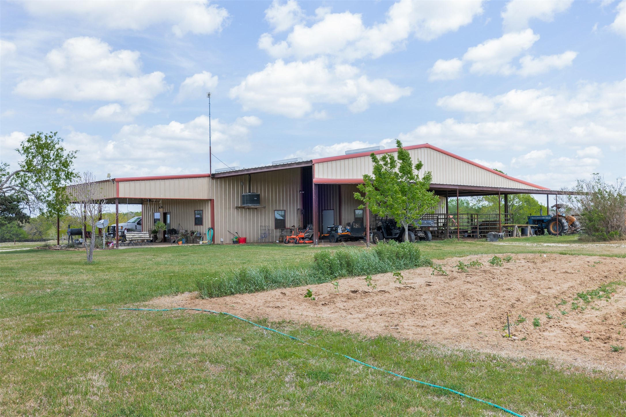 131 Cr 279 Kosse TX 76653