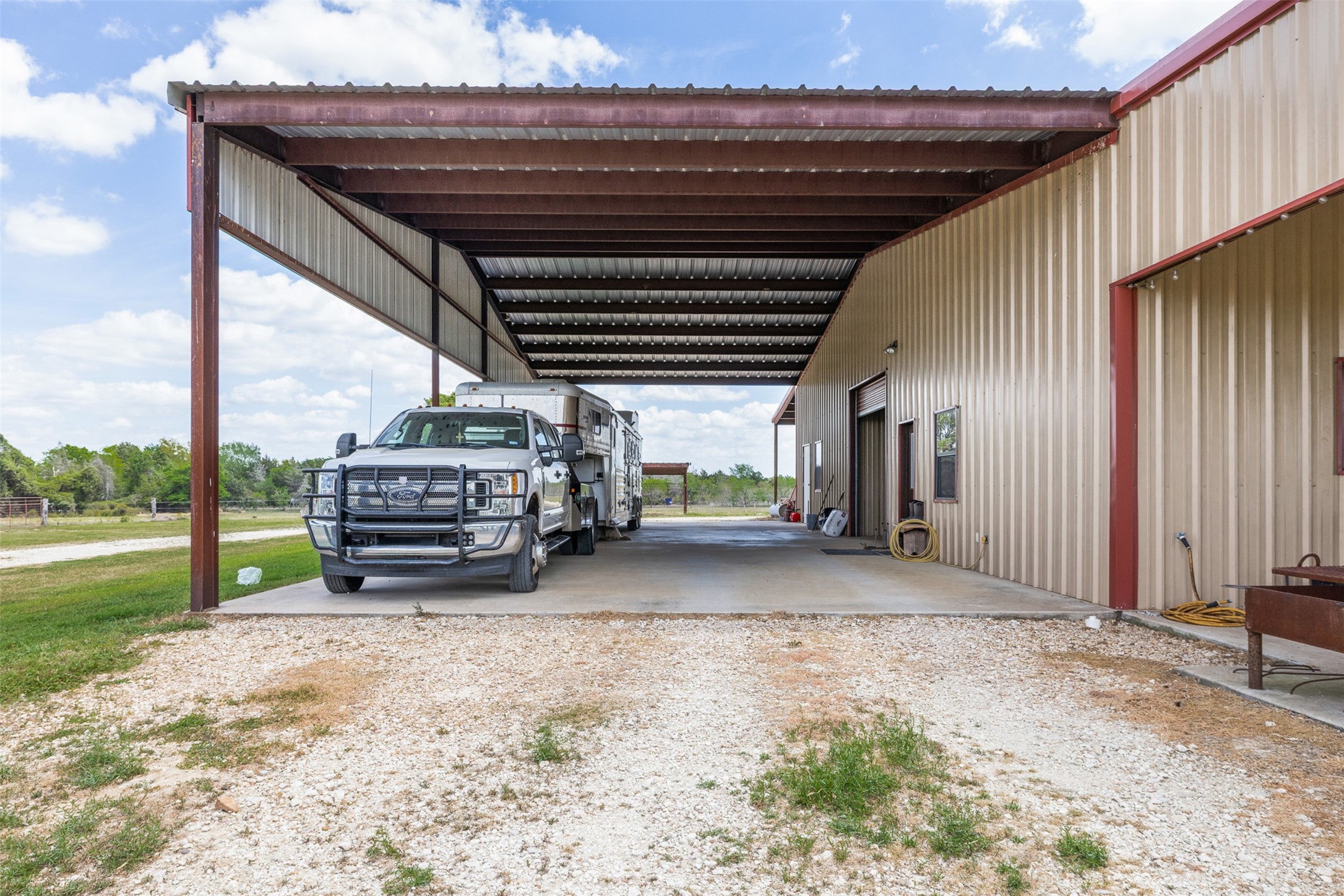 131 Cr 279 Kosse TX 76653