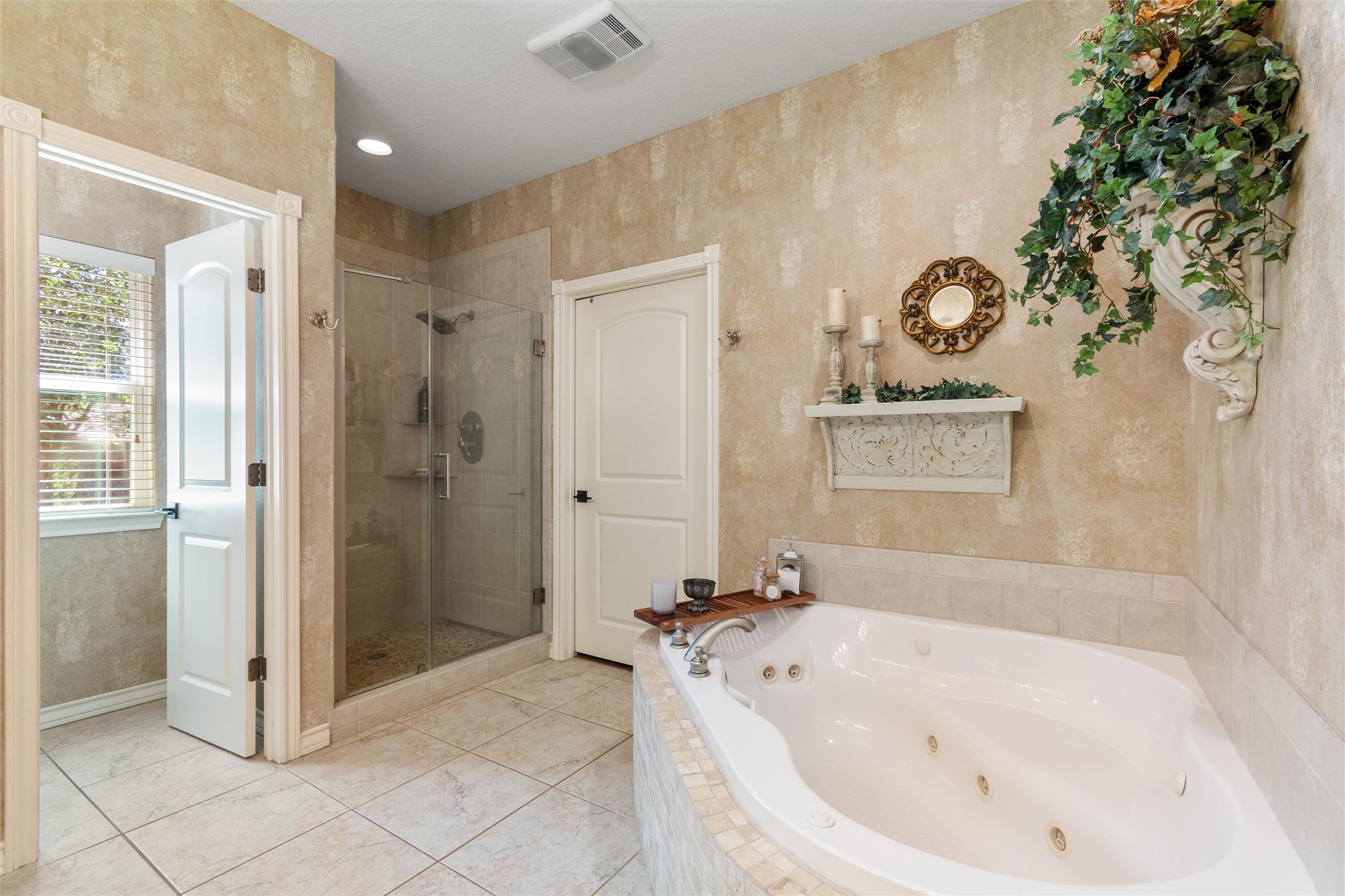 102 Ridge Court Glen Rose TX 76043