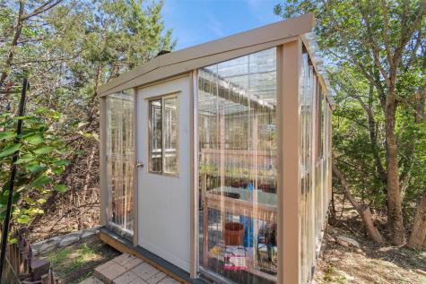102 Ridge Court Glen Rose TX 76043