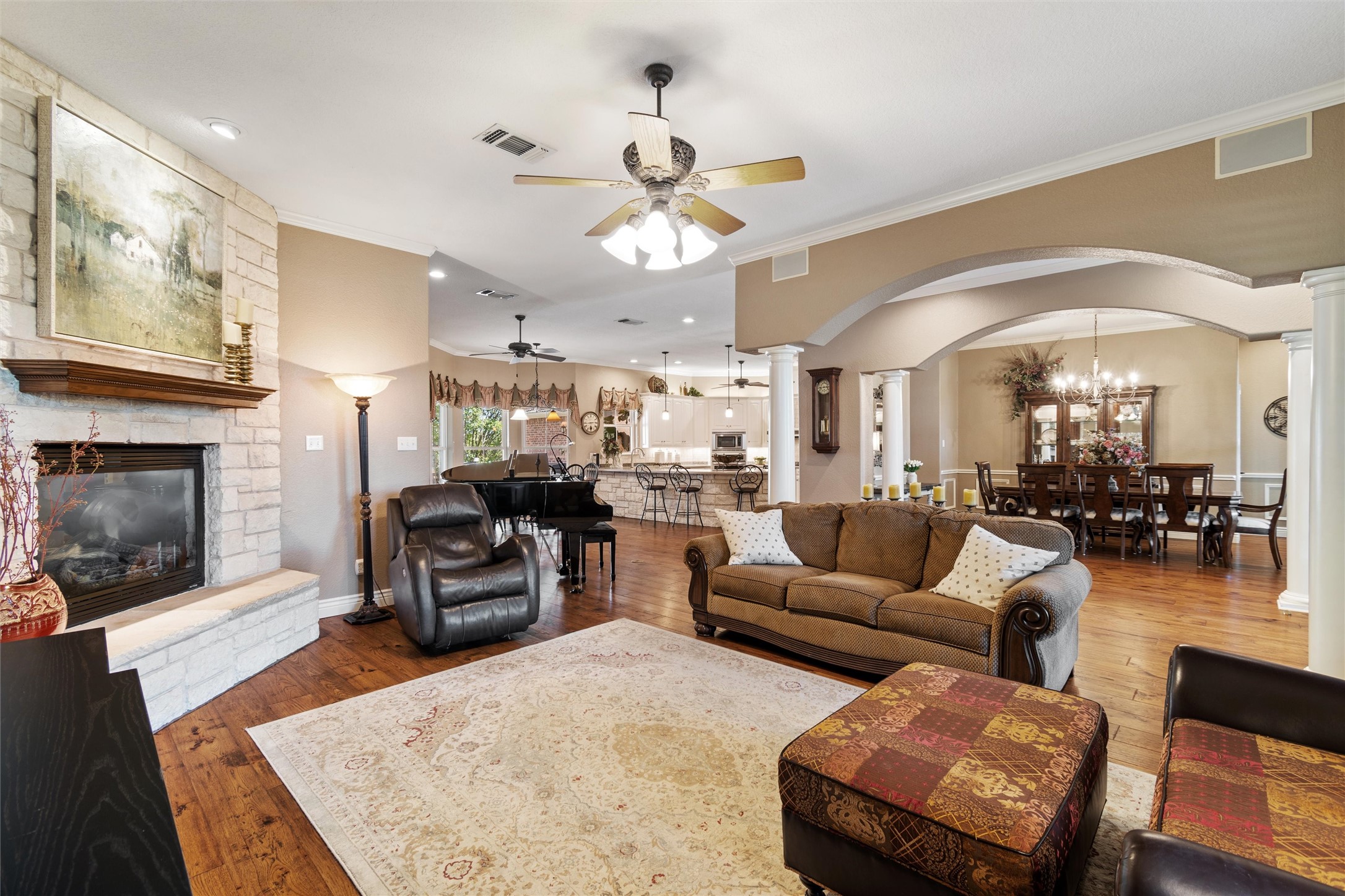 102 Ridge Court Glen Rose TX 76043