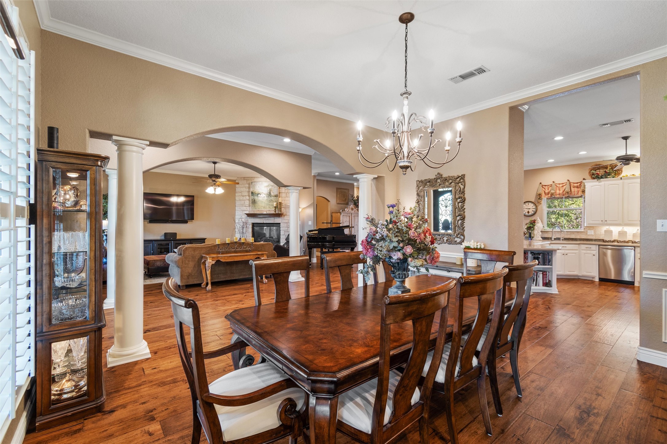 102 Ridge Court Glen Rose TX 76043
