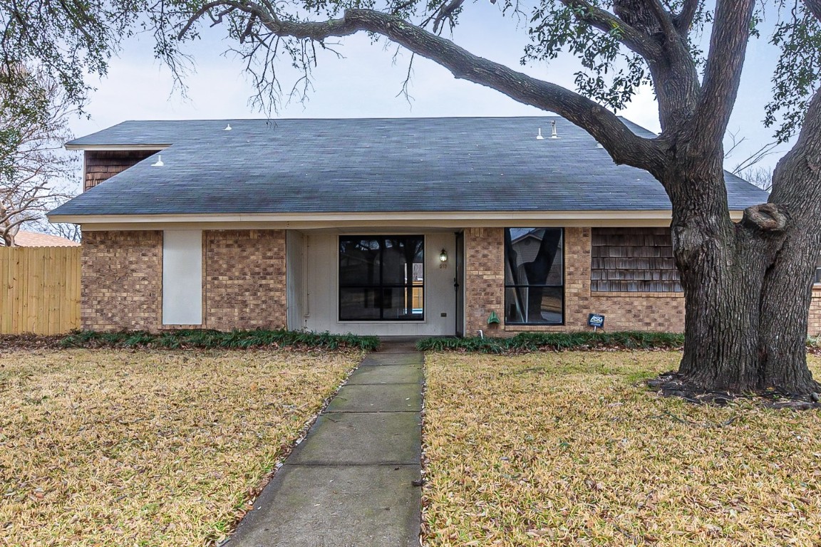 513 San Pedro Drive Garland TX 75043