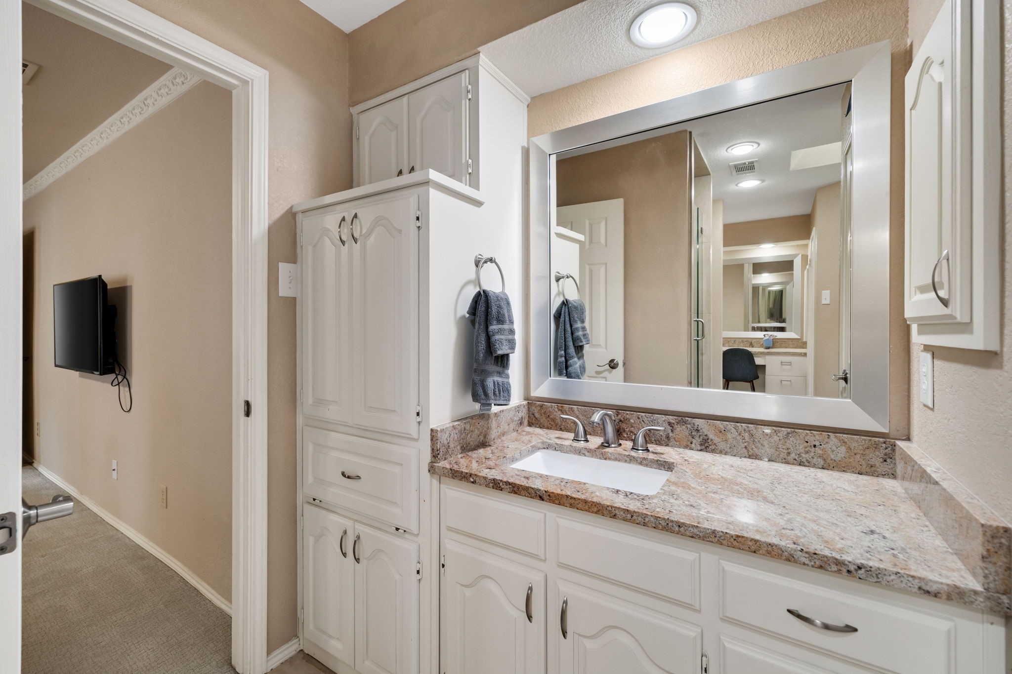 3831 Kelly Boulevard Carrollton TX 75007