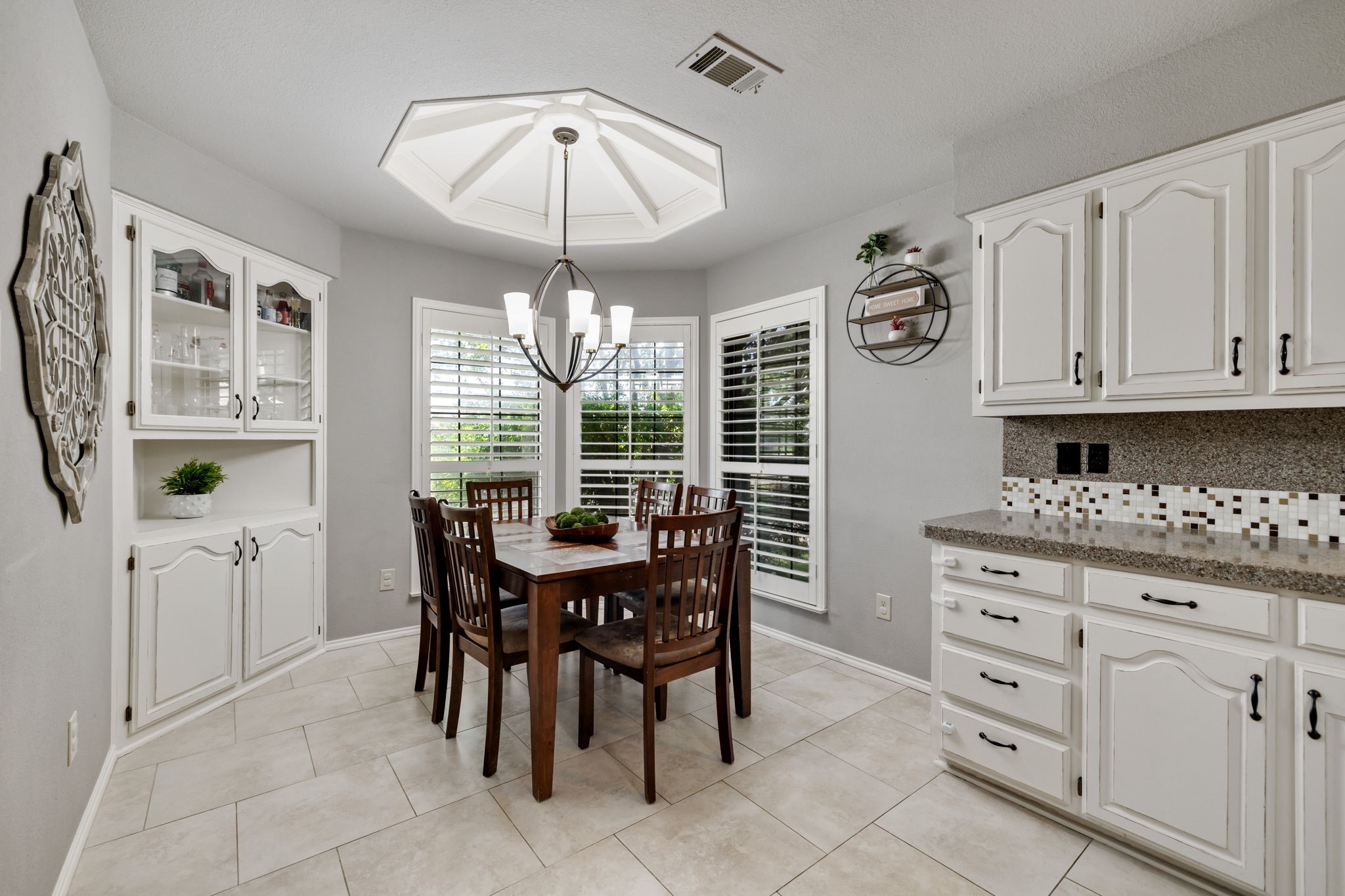 3831 Kelly Boulevard Carrollton TX 75007