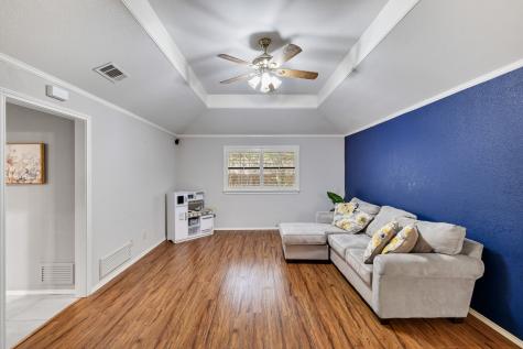 3831 Kelly Boulevard Carrollton TX 75007
