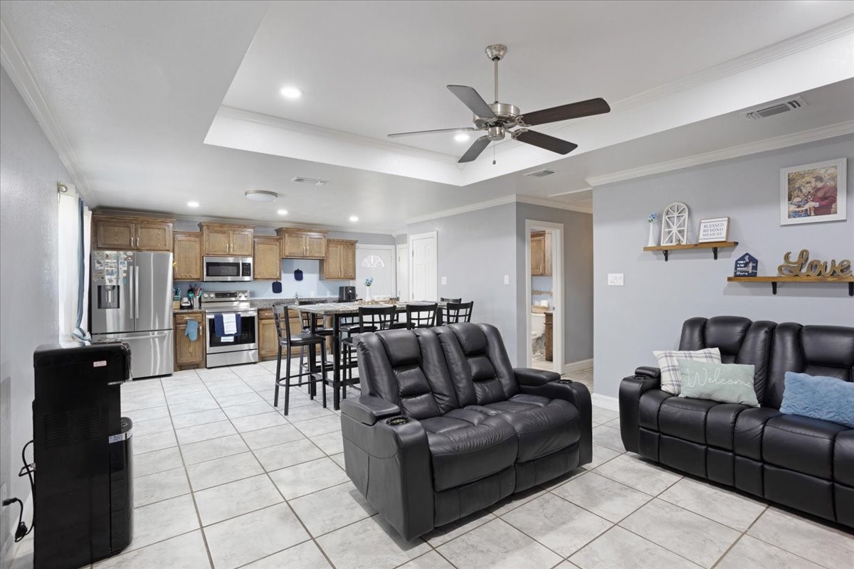 1122 S Hazelwood Sherman TX 75090