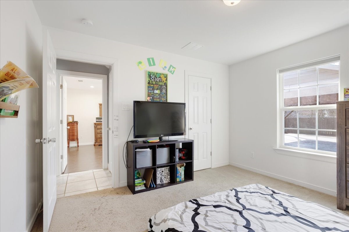 1122 S Hazelwood Sherman TX 75090