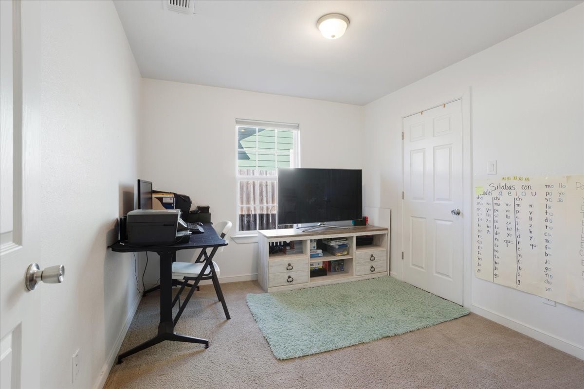 1122 S Hazelwood Sherman TX 75090