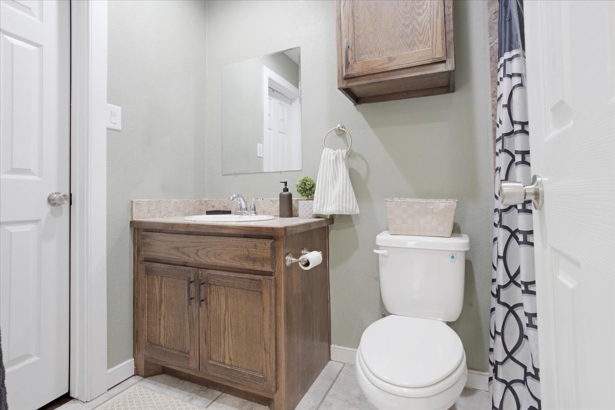 1122 S Hazelwood Sherman TX 75090