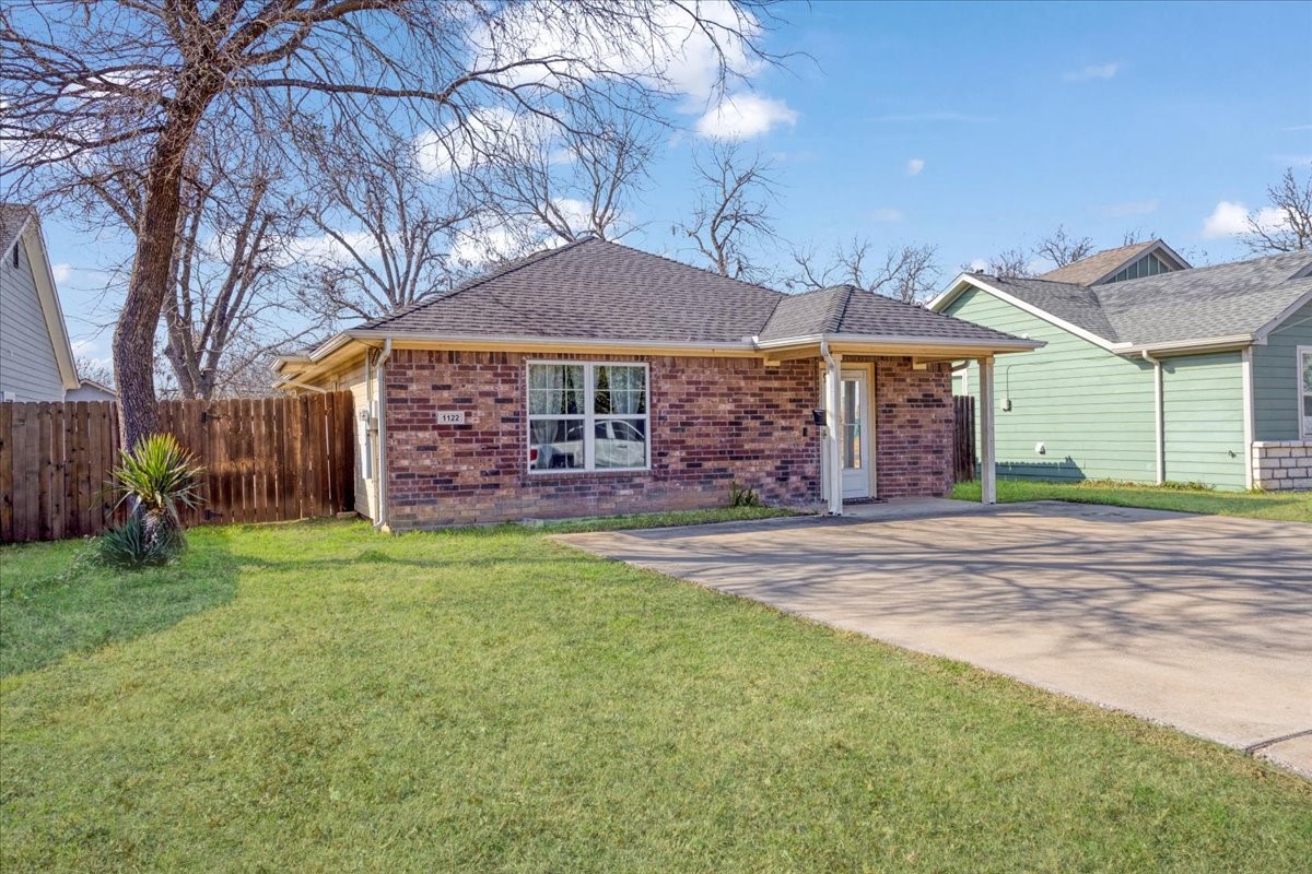 1122 S Hazelwood Sherman TX 75090