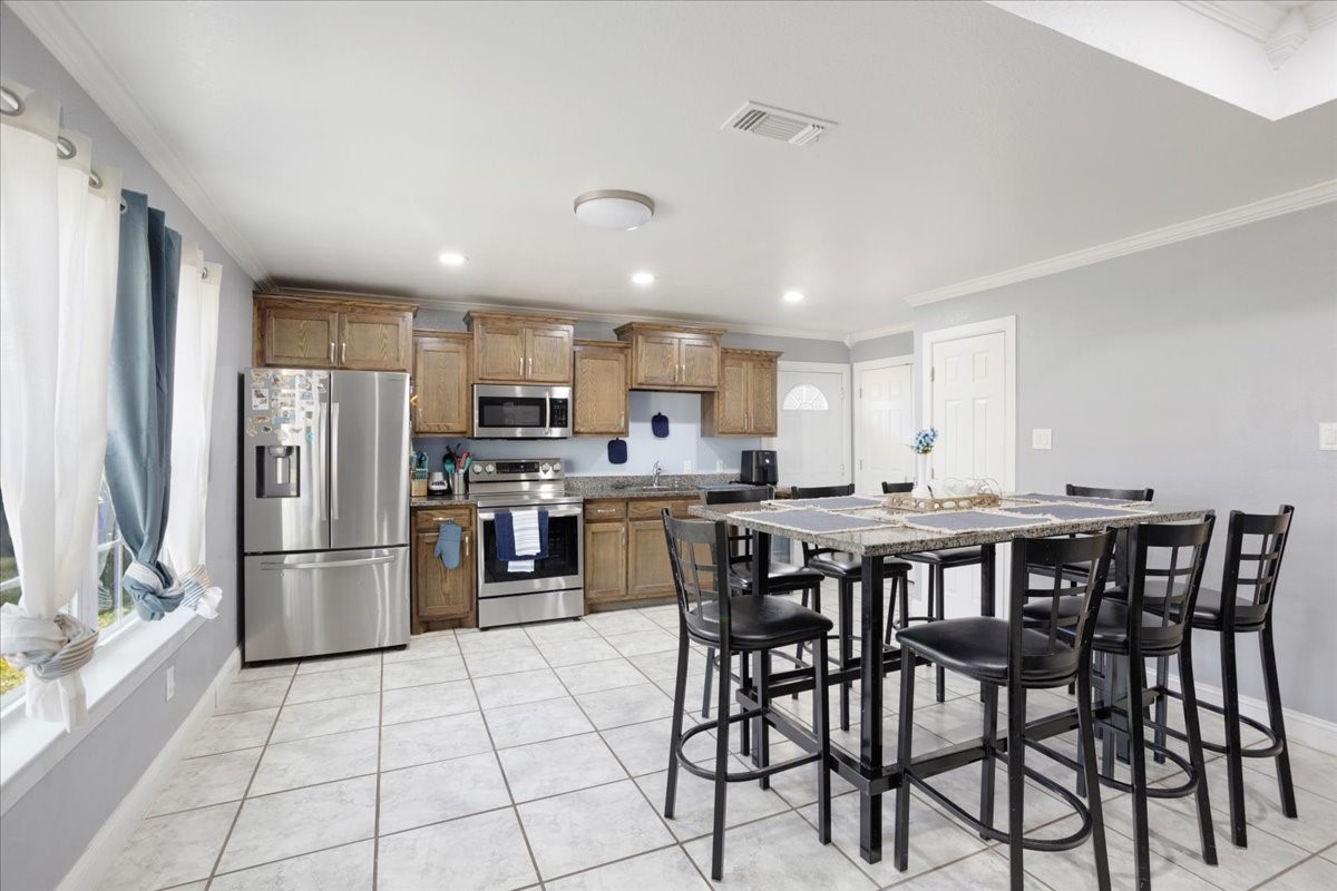 1122 S Hazelwood Sherman TX 75090