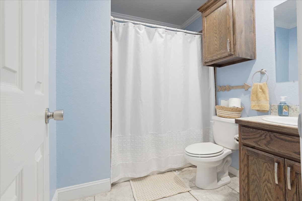 1122 S Hazelwood Sherman TX 75090