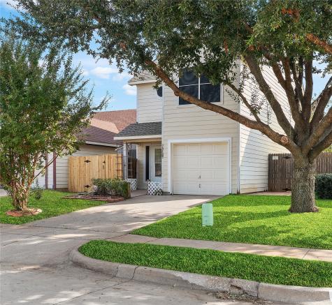 10605 Many Oaks Drive Fort Worth TX 76140