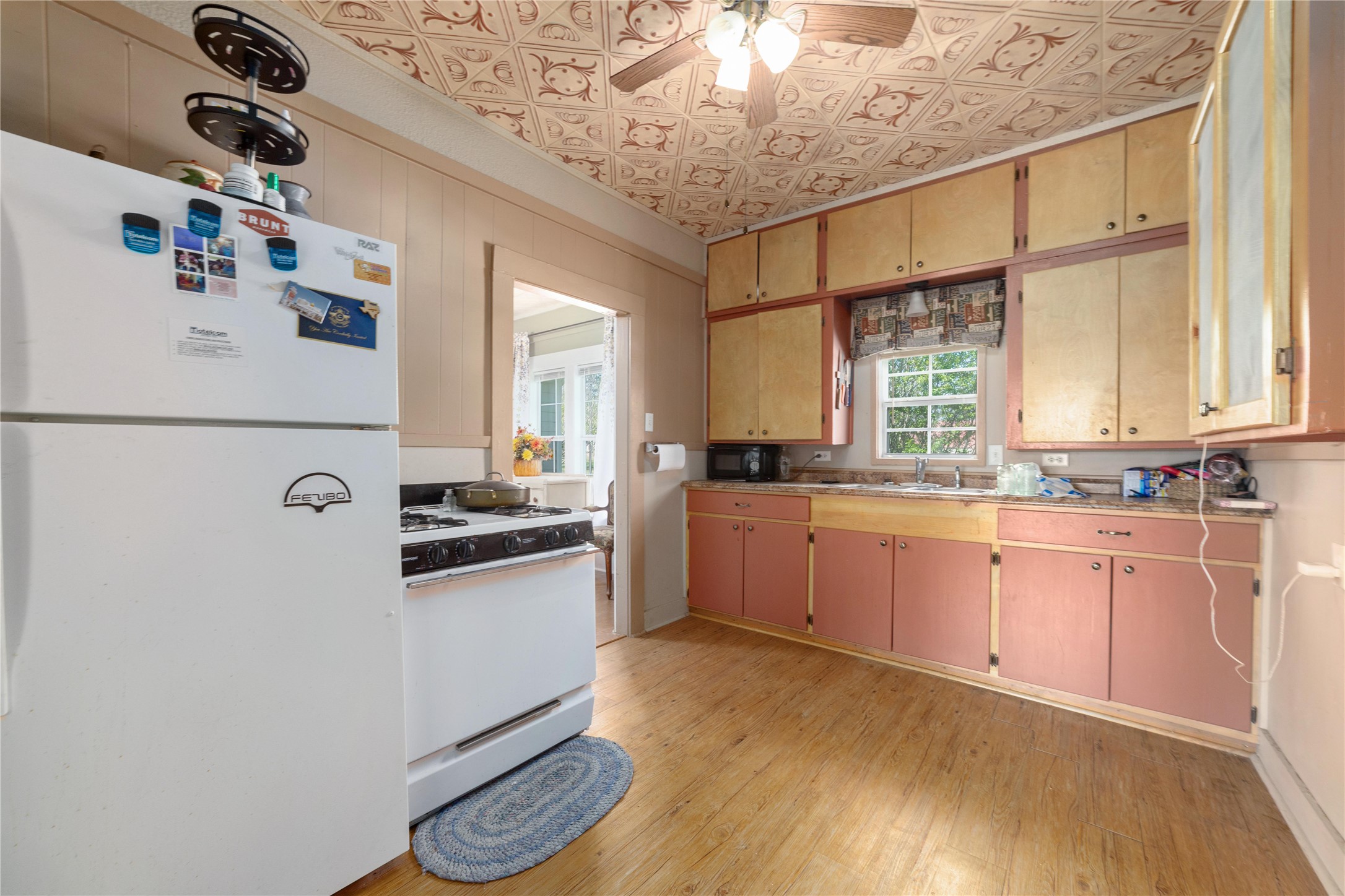 601 E Ross Avenue De Leon TX 76444