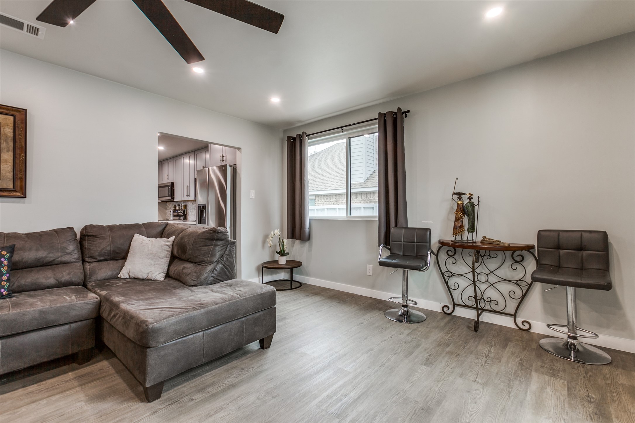 2423 Maryland Avenue Dallas TX 75216