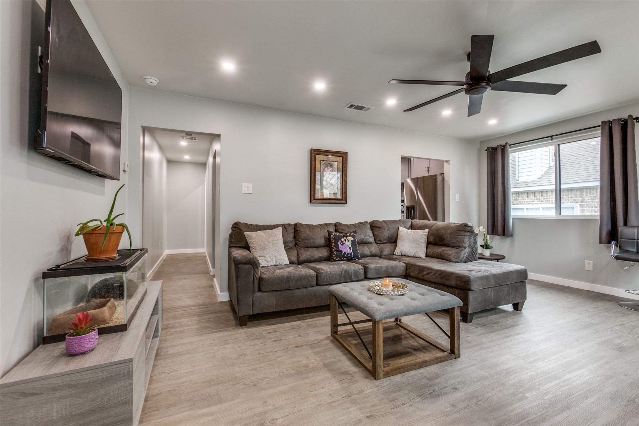 2423 Maryland Avenue Dallas TX 75216