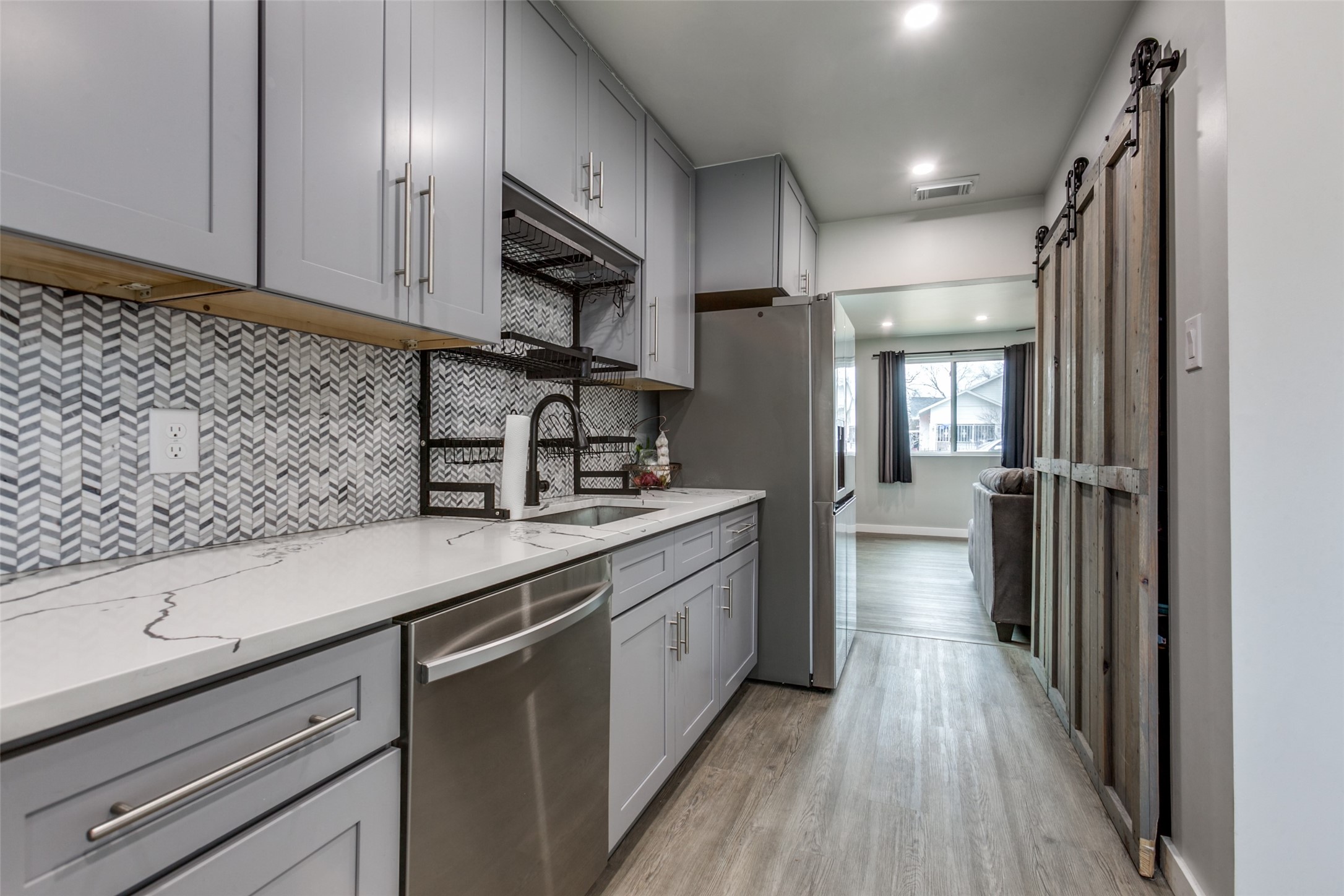 2423 Maryland Avenue Dallas TX 75216