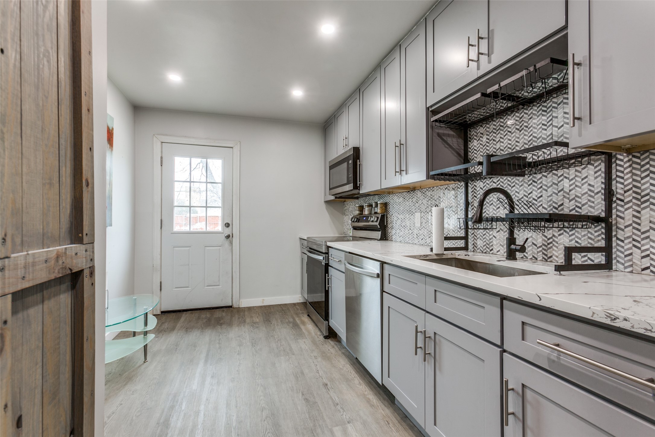 2423 Maryland Avenue Dallas TX 75216