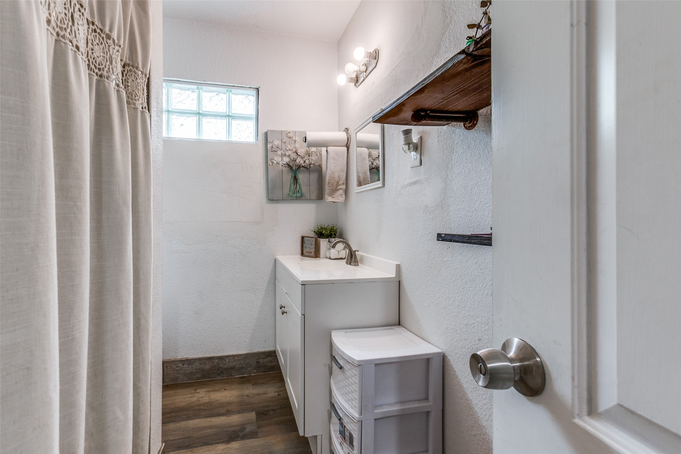2423 Maryland Avenue Dallas TX 75216