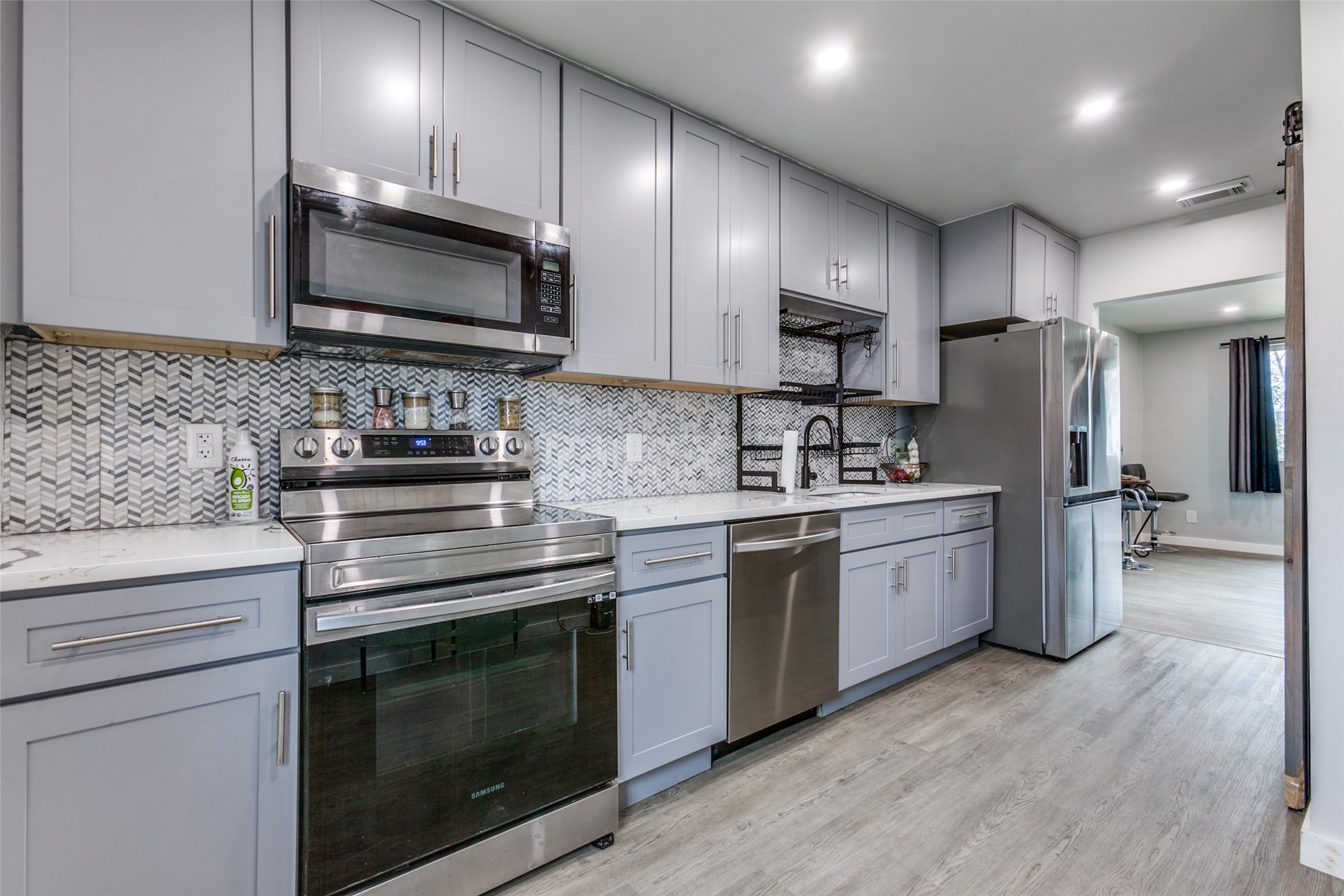 2423 Maryland Avenue Dallas TX 75216