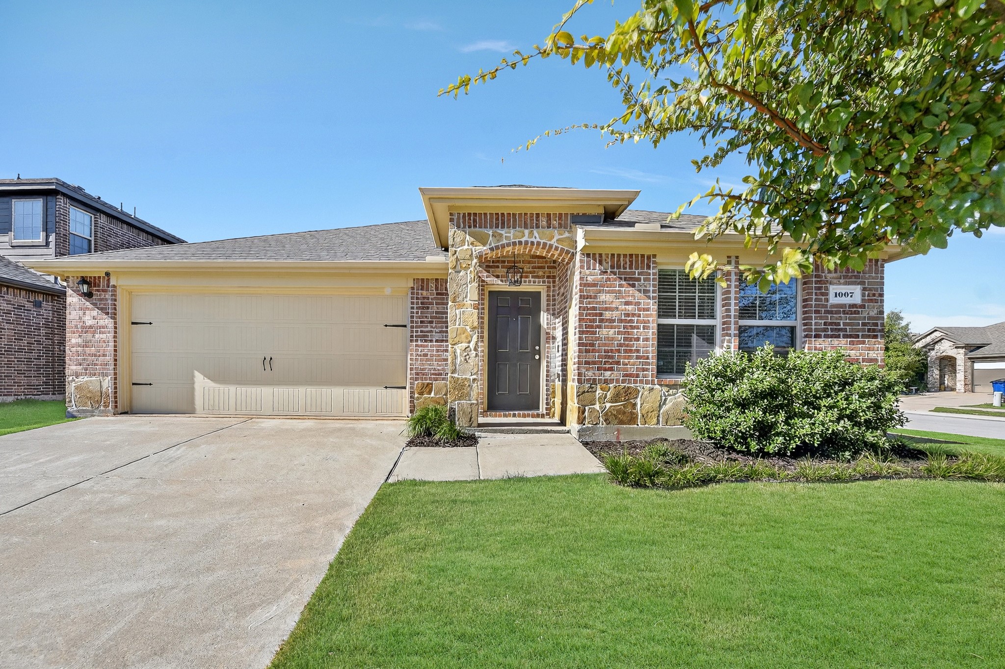 1007 Meadow Wood Lane Princeton TX 75407