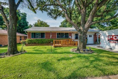222 Mizell Street Duncanville TX 75116