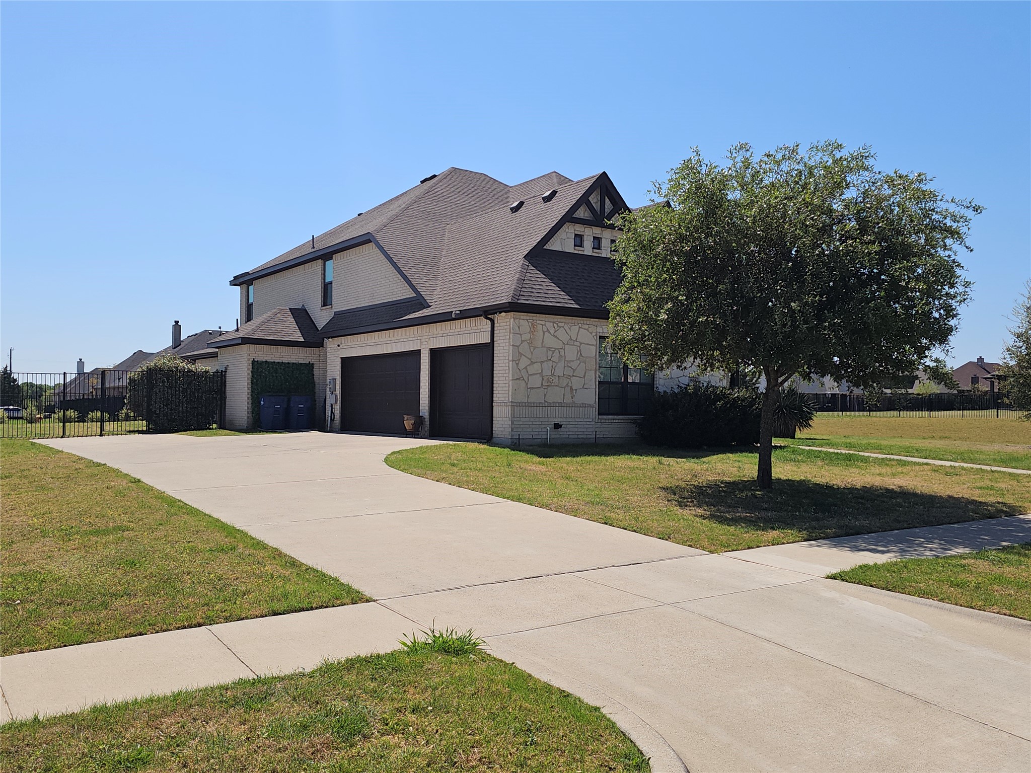 1505 Hudson Drive Ennis TX 75119