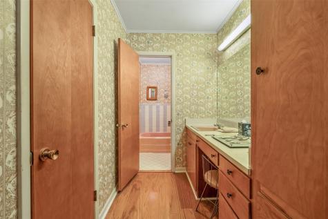 1858 S Dickinson Drive Rusk TX 75785