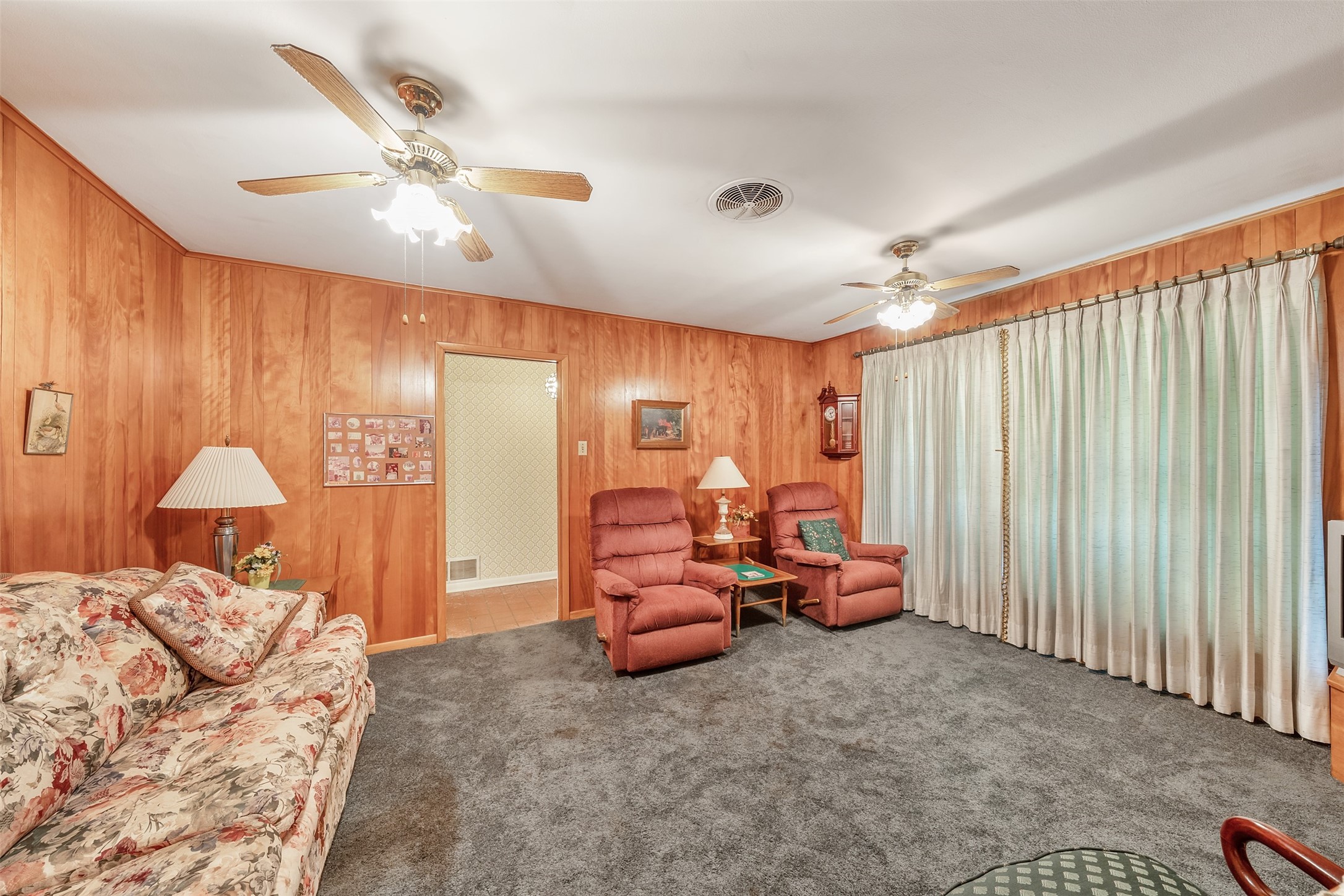 1858 S Dickinson Drive Rusk TX 75785