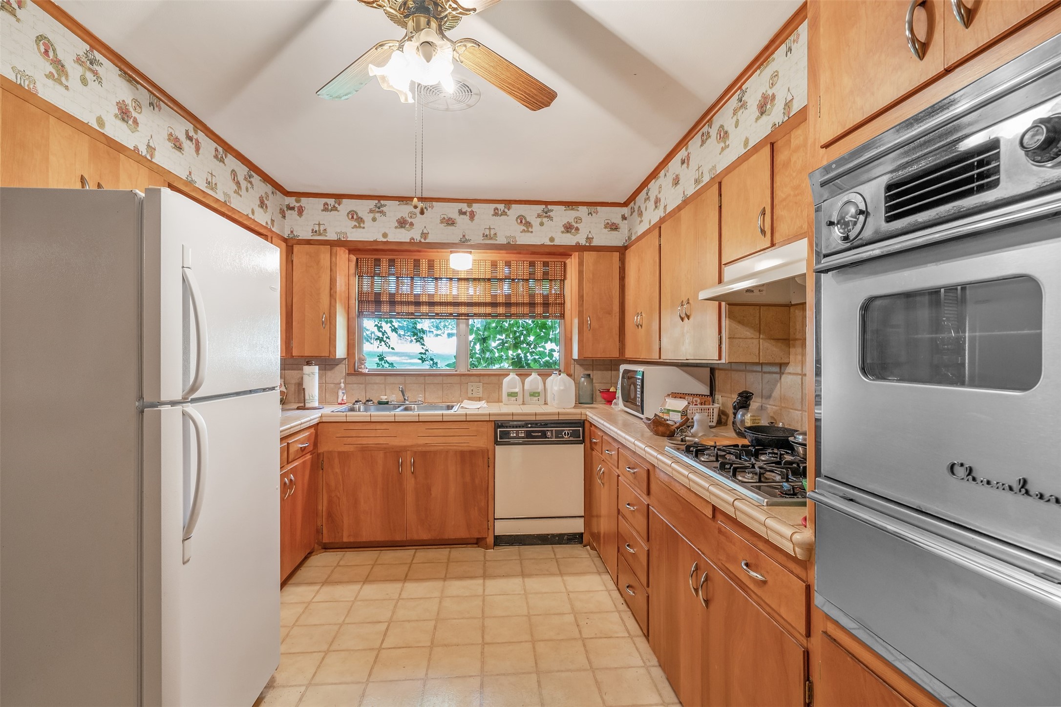1858 S Dickinson Drive Rusk TX 75785