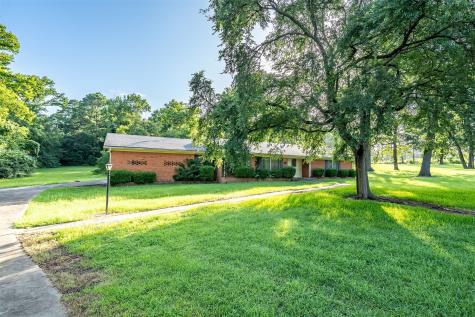 1858 S Dickinson Drive Rusk TX 75785