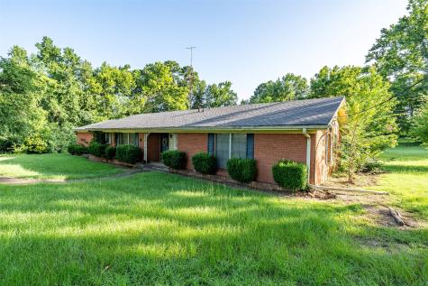 1858 S Dickinson Drive Rusk TX 75785