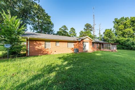 1858 S Dickinson Drive Rusk TX 75785