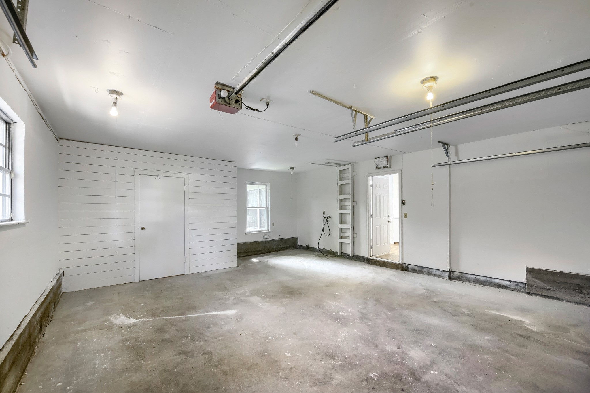 11016 Lippitt Avenue Dallas TX 75218