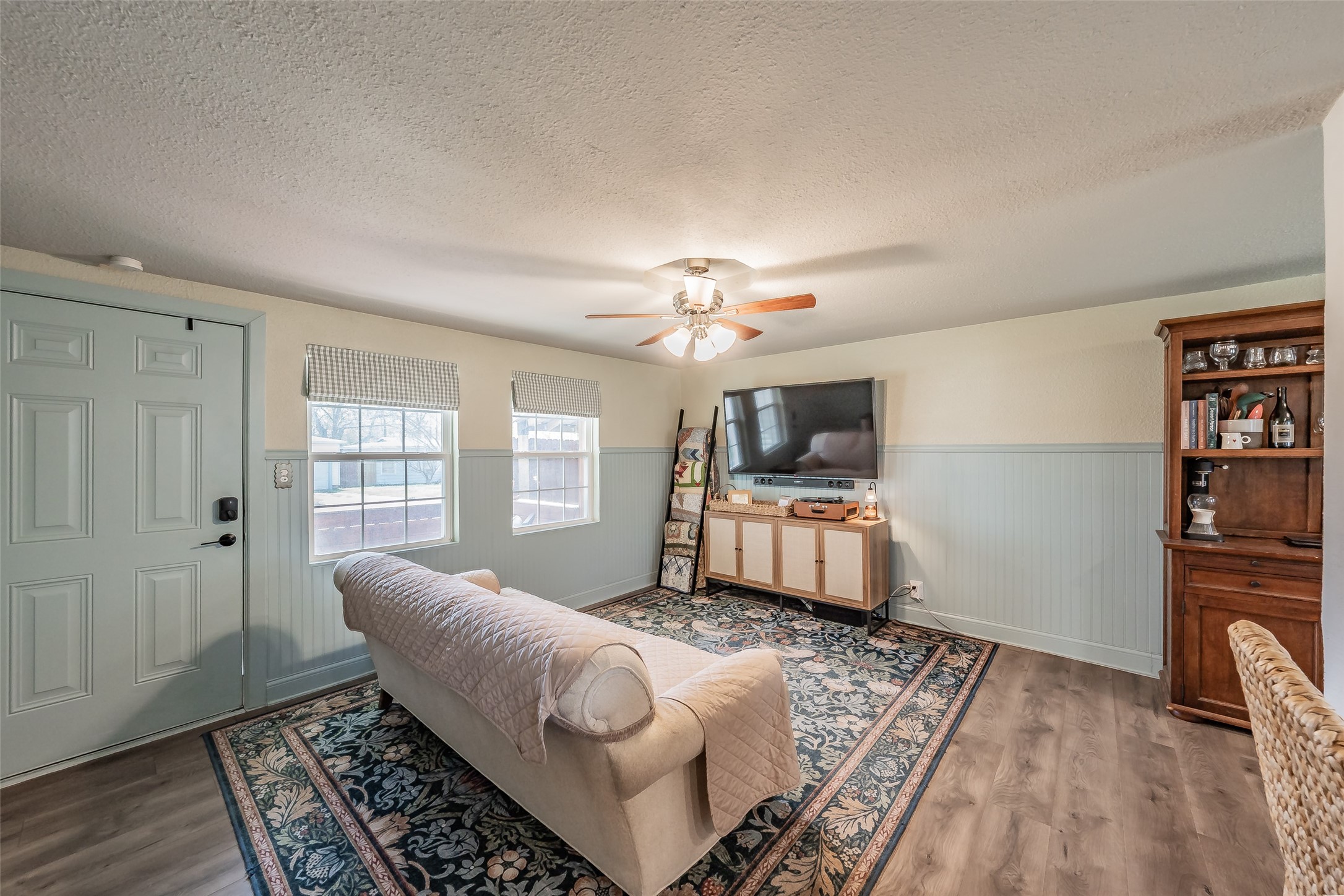 6681 Marie Street North Richland Hills TX 76180