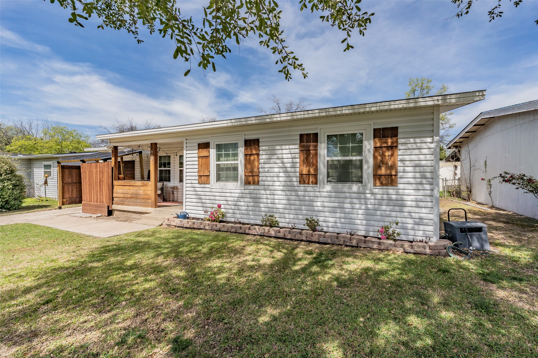 6681 Marie Street North Richland Hills TX 76180