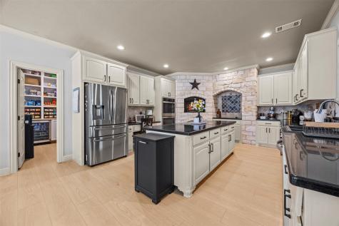 3175 Collins Road Burleson TX 76028