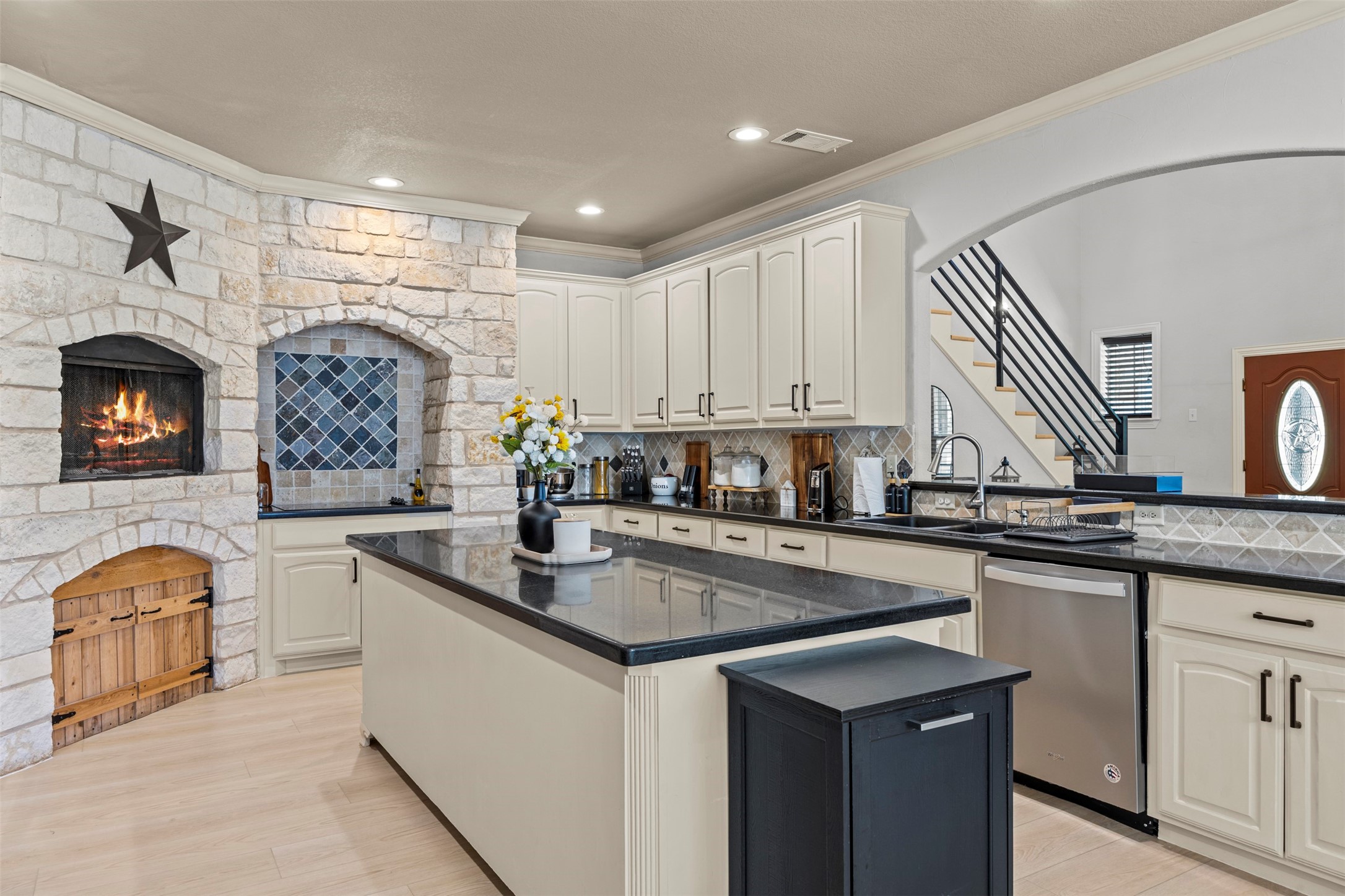 3175 Collins Road Burleson TX 76028