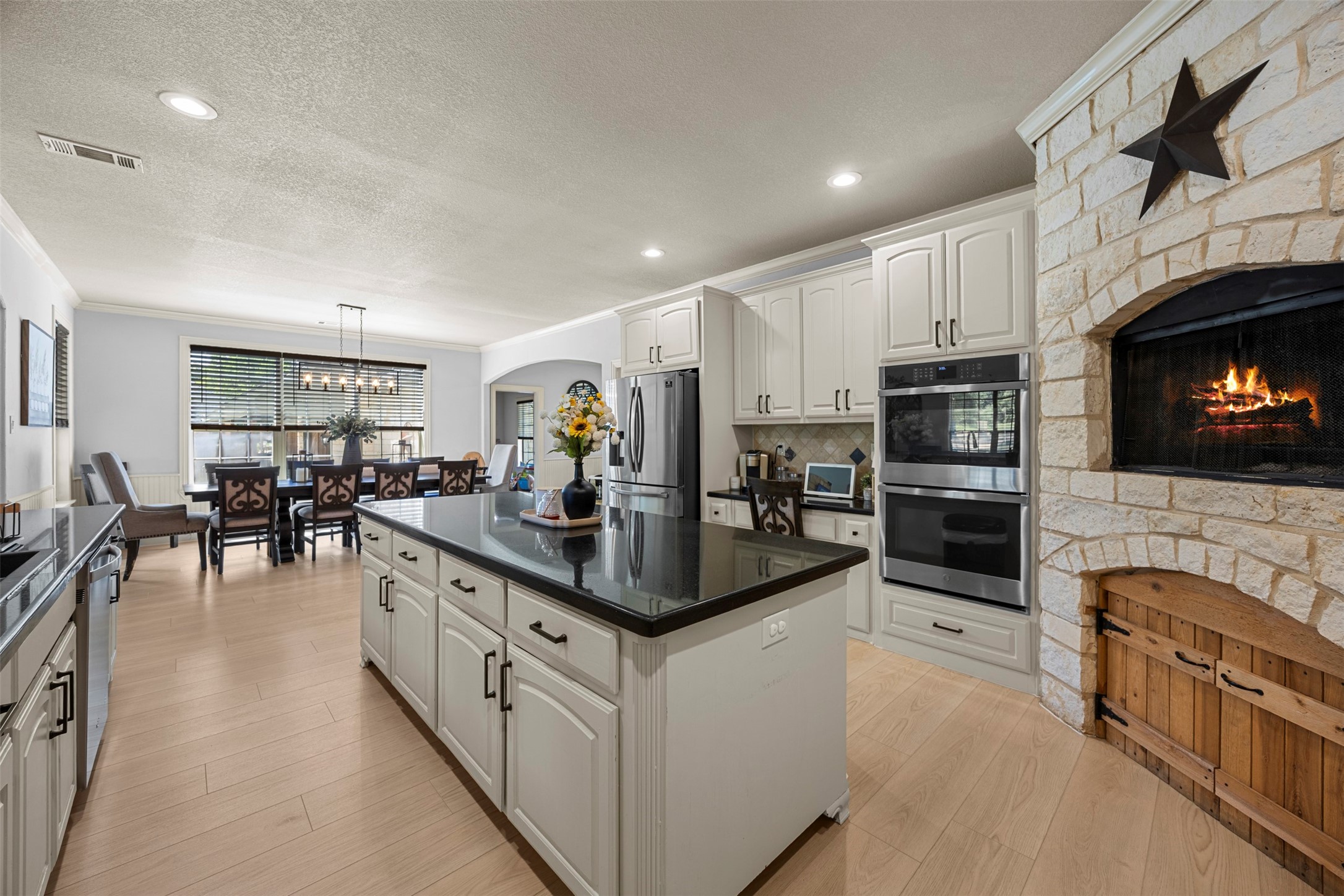 3175 Collins Road Burleson TX 76028