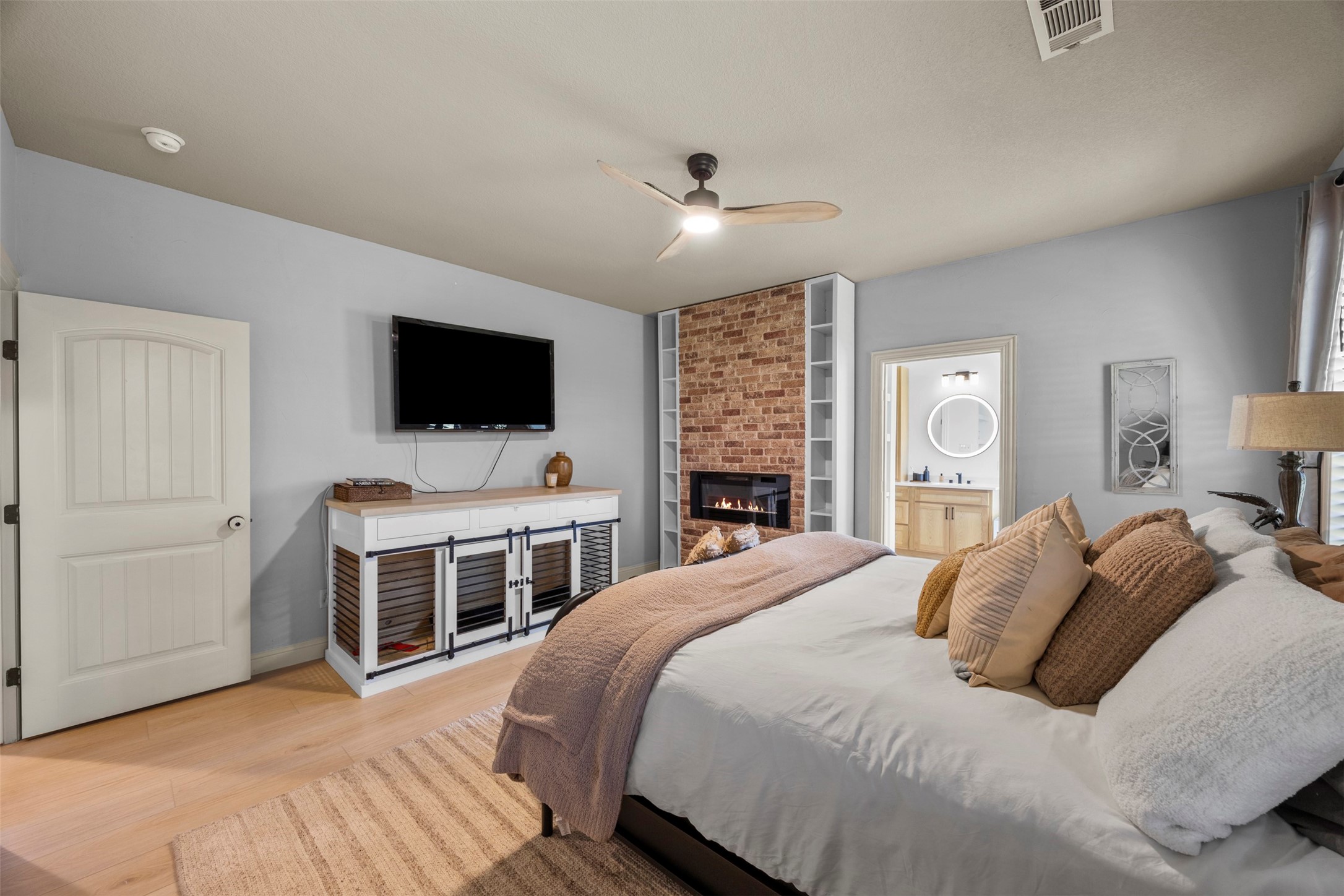 3175 Collins Road Burleson TX 76028